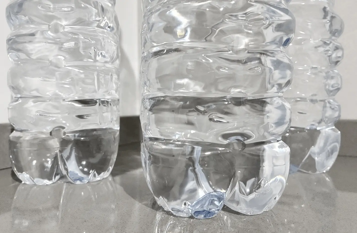 Microplastiche nelle acque potabili: analisi con tecnica SEM-EDS